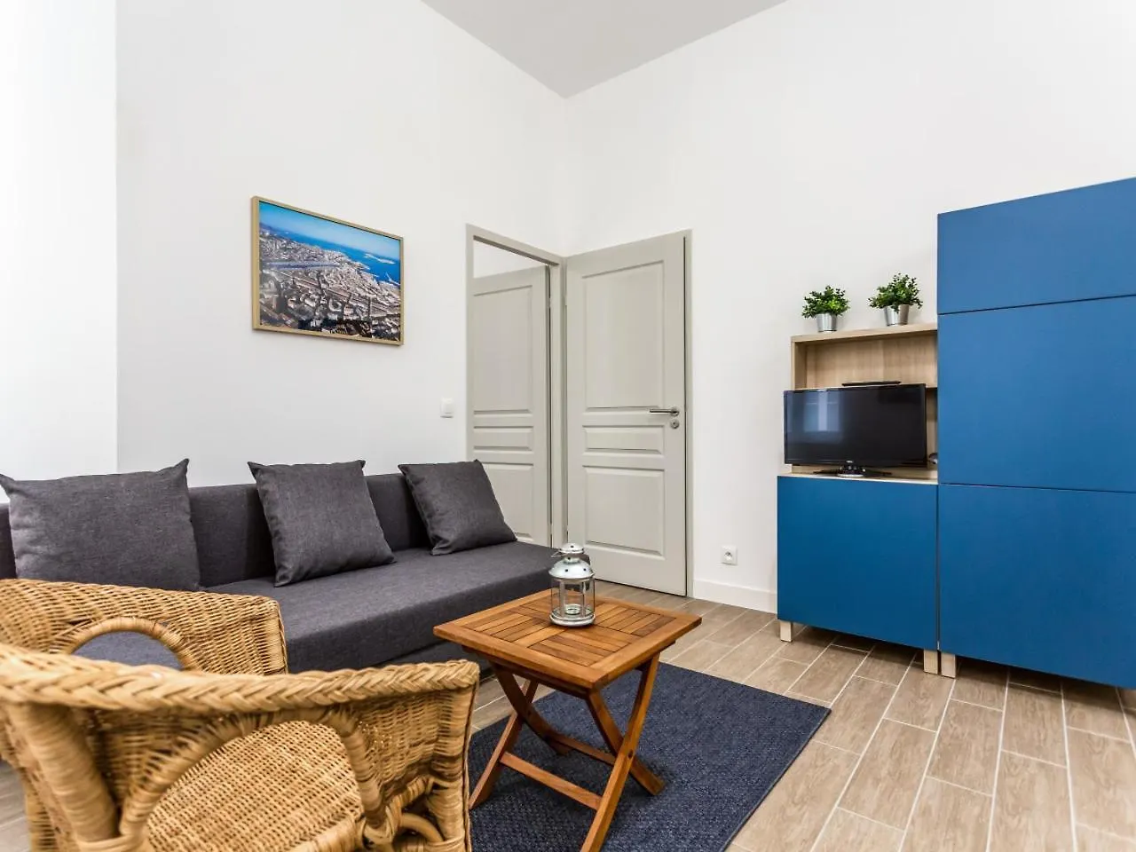 Апартаменты L'Escapade Marseillaise T2 Moderne Avec Cuisine Equipee Et A 5 Min Du Vieux-Port Марсель 0*,  Франция